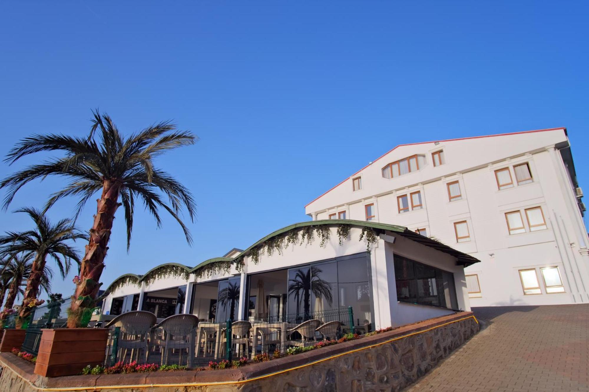 Perla Blanca Hotel Trabzon Esterno foto