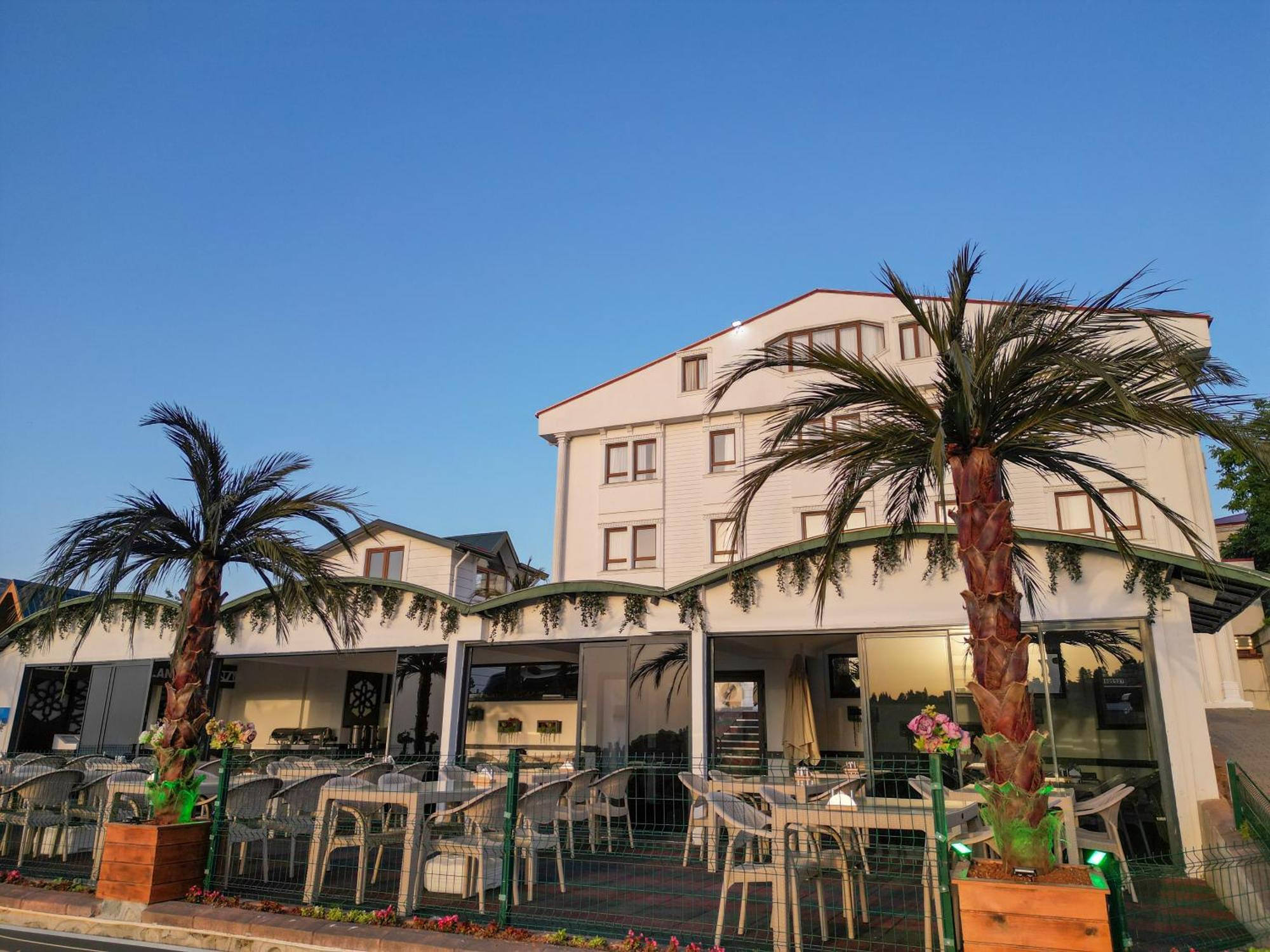 Perla Blanca Hotel Trabzon Esterno foto